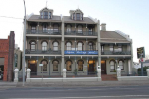 Hotels in Goulburn